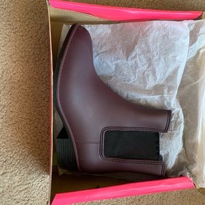 Chelsea Rain Boots